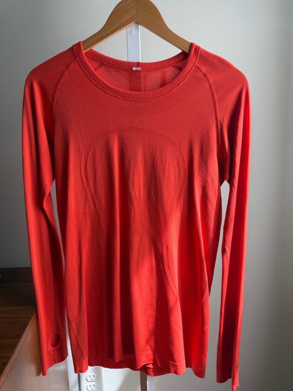 Lululemon long sleeve swiftly tech top 2.0 orange 10